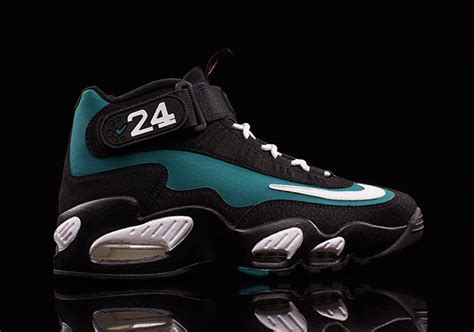 ken griffey jr nike shoes.